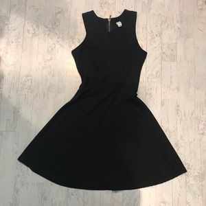 DONATED Women’s Old Navy Black Dress
